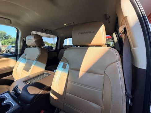 Used 2019 GMC Sierra 3500 Denali w/ Duramax Plus Package AWD/4WD image 31