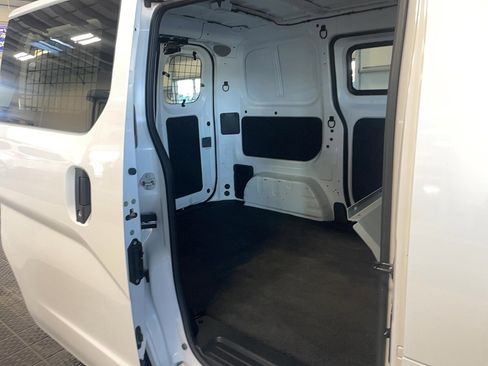 Used 2021 Nissan NV200 SV w/ Sliding Door Glass Package image 21