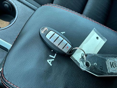 Used 2019 Nissan Altima 2.5 S FWD image 9