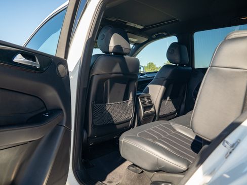 Certified 2017 Mercedes-Benz GLS 450 4MATIC image 25