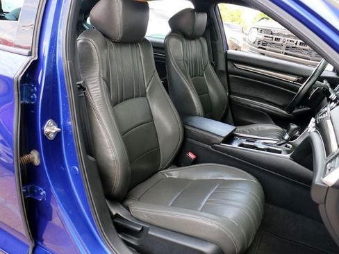 Used 2019 Honda Accord Sport image 29