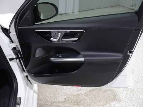 Used 2022 Mercedes-Benz C 300 4MATIC Sedan image 24