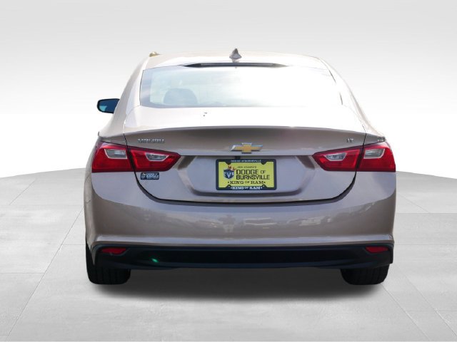Used 2018 Chevrolet Malibu LT FWD image 8