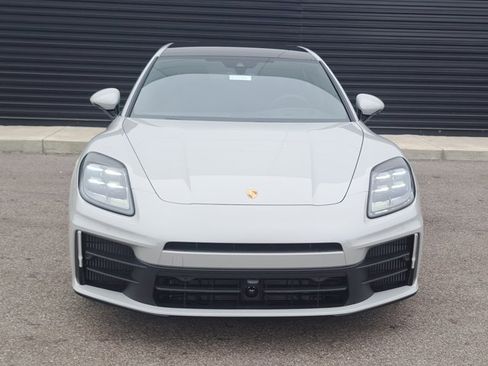 Used 2026 Porsche Panamera 4 AWD/4WD image 9