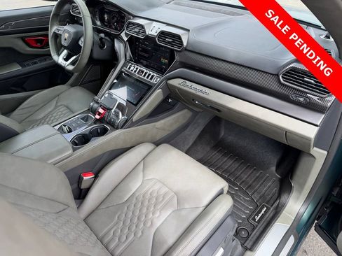 Used 2024 Lamborghini Urus S AWD/4WD image 44
