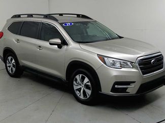 Used 2019 Subaru Ascent Premium image 1