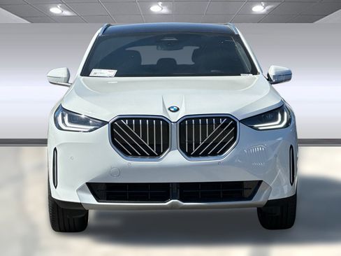 Used 2025 BMW X3 xDrive30i w/ Convenience Package image 5