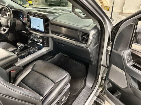 Used 2021 Ford F150 Lariat image 28