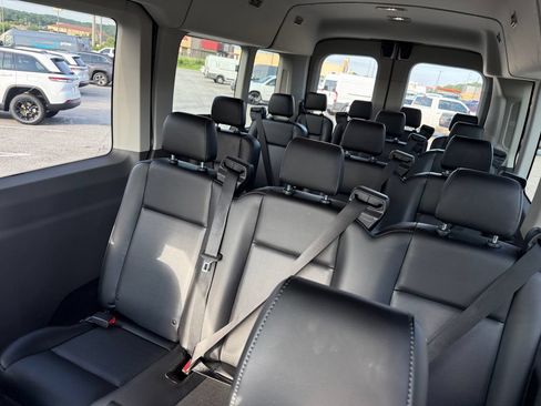Used 2025 Ford Transit 350 XL RWD image 17
