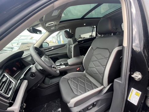New 2026 Volkswagen Atlas Peak Edition AWD/4WD image 10