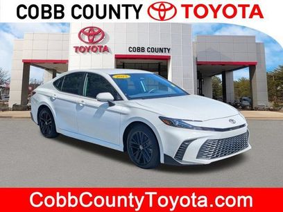 Used 2025 Toyota Camry SE w/ Convenience Package
