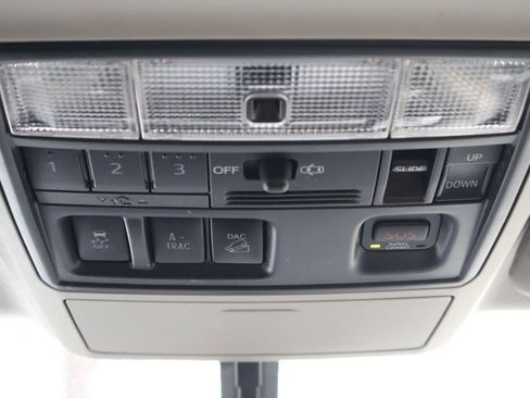 Used 2019 Toyota 4Runner Limited image 38