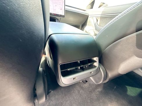 Used 2019 Tesla Model 3 Standard Range RWD image 27