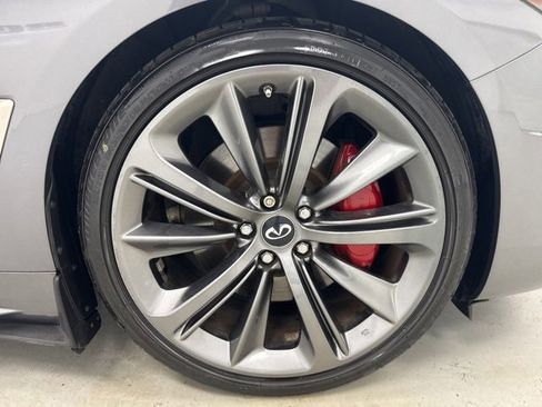 Used 2018 INFINITI Q60 Red Sport 400 w/ Sensory Package 3.0T Sport image 29