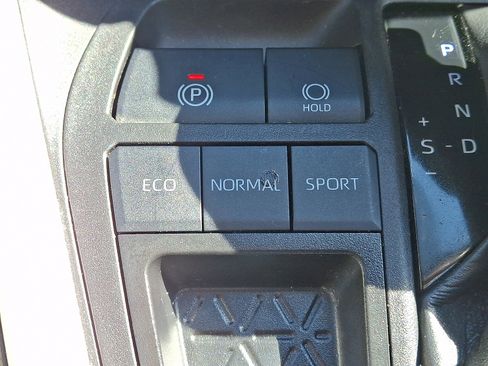 Used 2023 Toyota RAV4 XLE FWD image 24