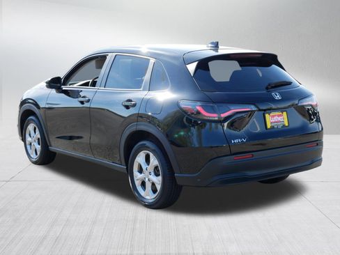 Used 2023 Honda HR-V LX image 5
