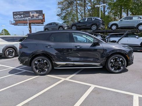 New 2026 Kia Sportage SX AWD/4WD image 2