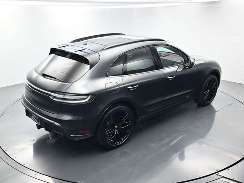 Certified 2025 Porsche Macan GTS AWD/4WD image 44