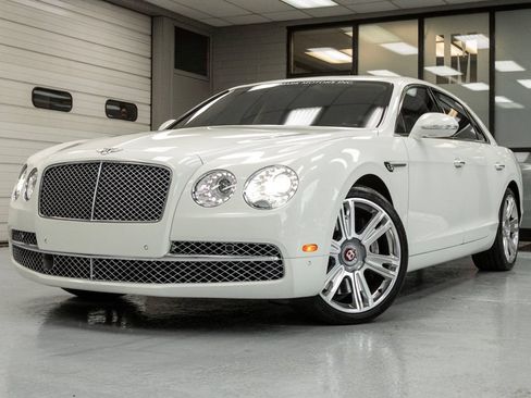 Used 2015 Bentley Flying Spur V8 AWD/4WD image 2