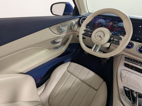 Used 2023 Mercedes-Benz E 450 Cabriolet image 9