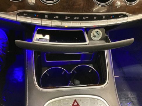 Used 2018 Mercedes-Benz S 560 4MATIC Sedan image 23