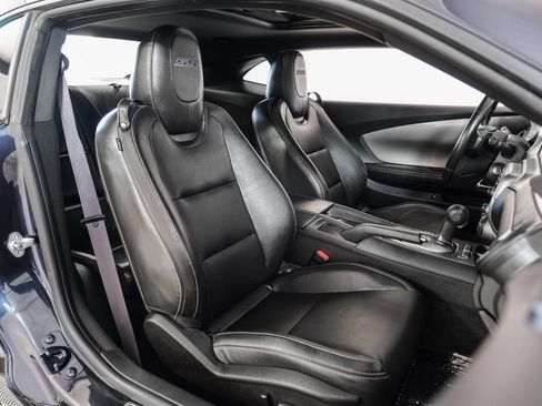 Used 2014 Chevrolet Camaro SS w/ RS Package RWD image 38