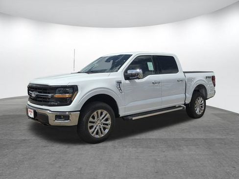 New 2026 Ford F150 XLT w/ Equipment Group 302A MID AWD/4WD image 4