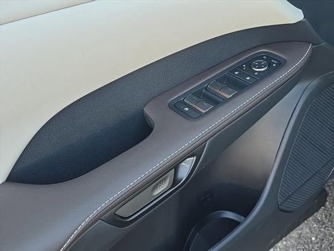 Used 2026 Lexus RX 450h AWD w/ Convenience Package image 17