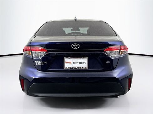 Certified 2024 Toyota Corolla LE w/ LE Convenience Package FWD image 11
