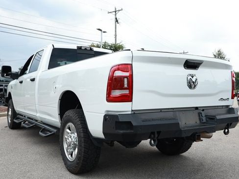 Used 2024 RAM 3500 Tradesman w/ Towing Technology Group AWD/4WD image 9