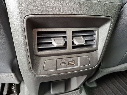 Certified 2024 Chevrolet Colorado Z71 w/ Z71 Convenience Package 2 image 11