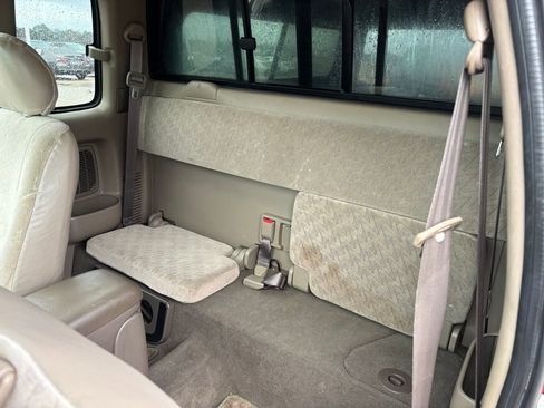 Used 2003 Toyota Tacoma Base image 12