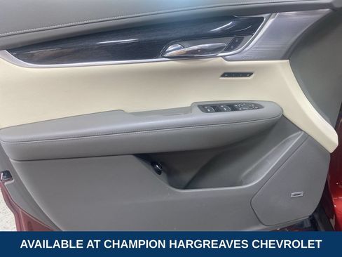 Used 2024 Cadillac XT6 Premium Luxury w/ Technology Package AWD/4WD image 30