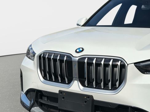 Used 2026 BMW X1 xDrive28i AWD/4WD image 11