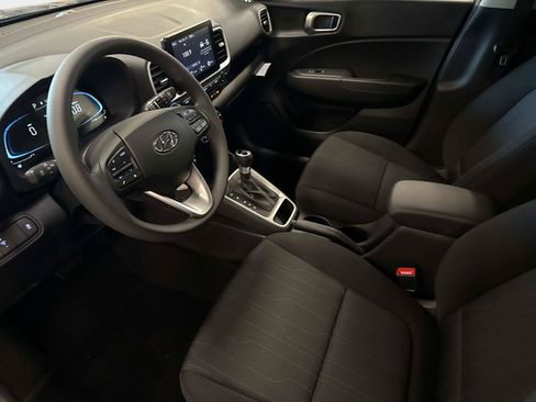 New 2026 Hyundai Venue SE image 21