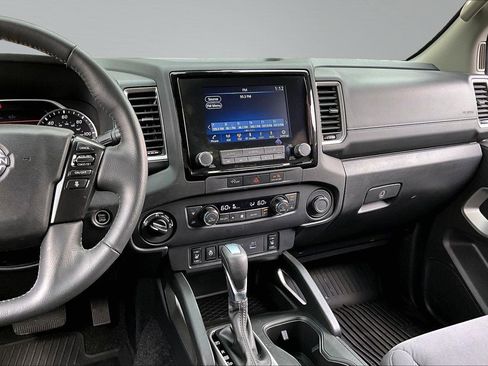 Used 2024 Nissan Frontier SV w/ Hardbody Edition AWD/4WD image 6