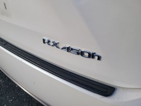 Used 2018 Lexus RX 450h AWD w/ Premium Package image 11
