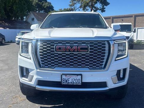 Used 2021 GMC Yukon XL Denali w/ Denali Premium Package AWD/4WD image 5