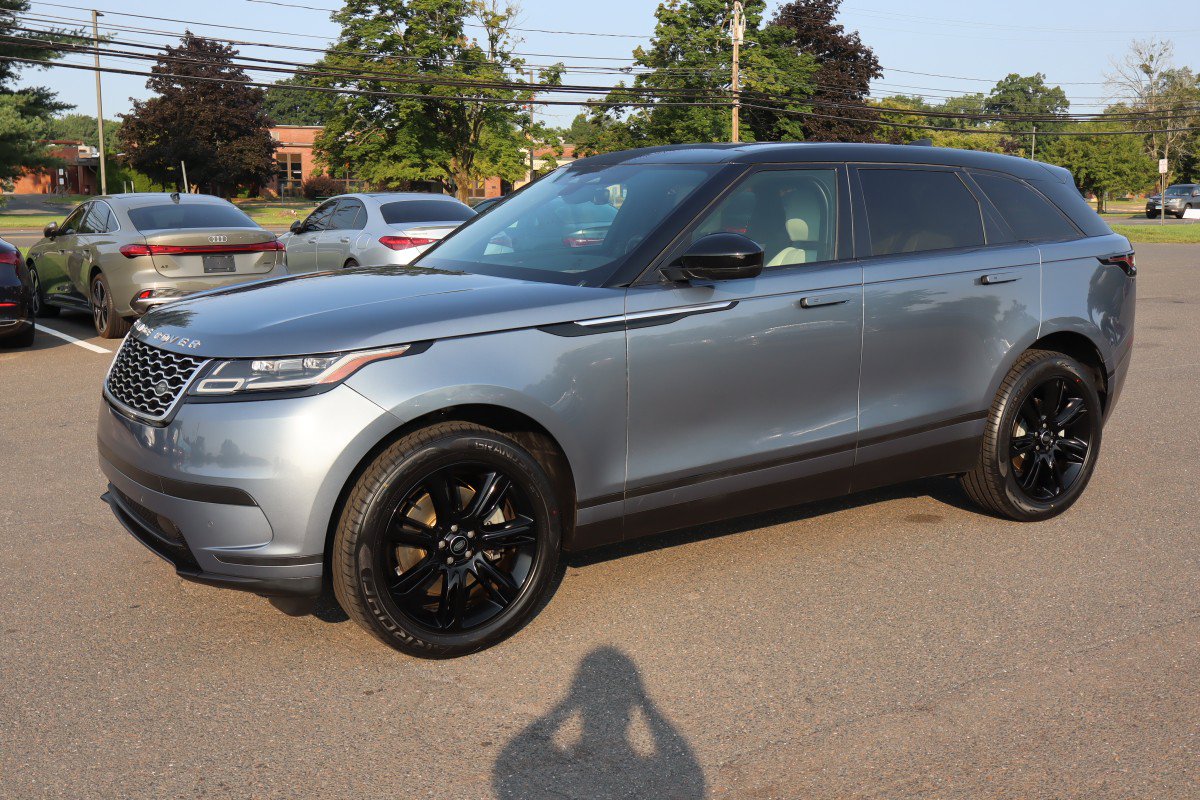 Used 2022 Land Rover Range Rover Velar S AWD/4WD image 1