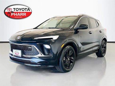Used 2025 Buick Encore GX Sport Touring FWD image 1