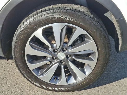 Certified 2022 Buick Encore Preferred w/ Safety Package image 31