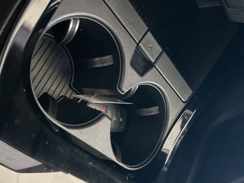 Used 2023 Toyota Prius Limited image 41