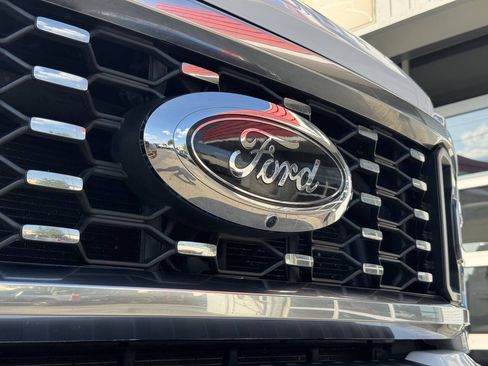 Used 2024 Ford F350 Limited w/ FX4 Off-Road Package AWD/4WD image 8