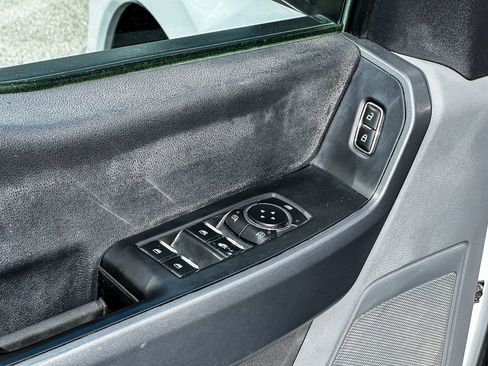 Used 2024 Ford F250 XLT image 12