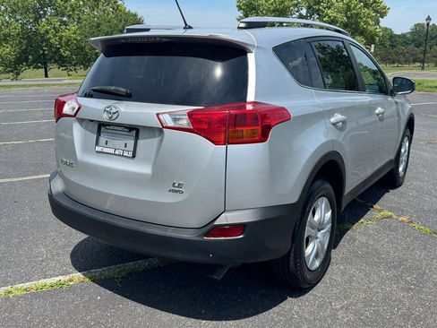 Used 2013 Toyota RAV4 LE AWD/4WD image 15