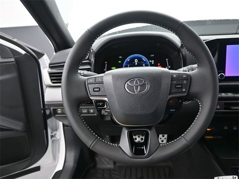 New 2026 Toyota Camry SE image 5