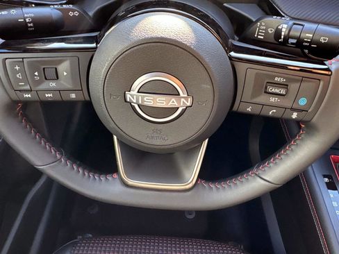 Used 2025 Nissan Kicks SR image 21