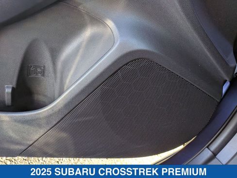 Certified 2025 Subaru Crosstrek 2.0i Premium image 14