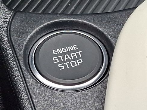 New 2025 Kia K4 GT-Line image 18