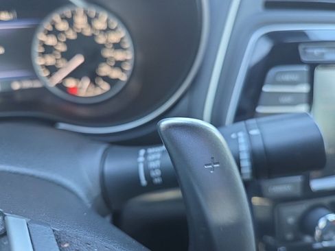 Used 2021 Nissan Maxima SR w/ Sport Mat Group image 21